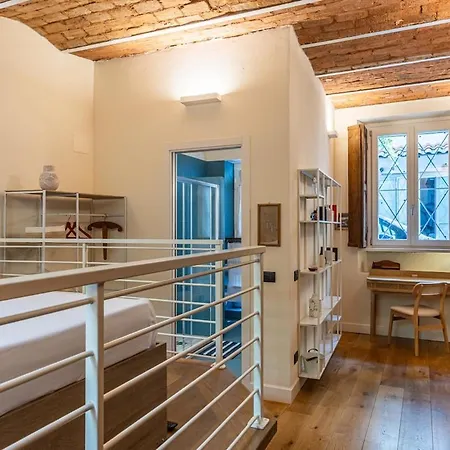Navigli Typical With Private Courtyard شقة *