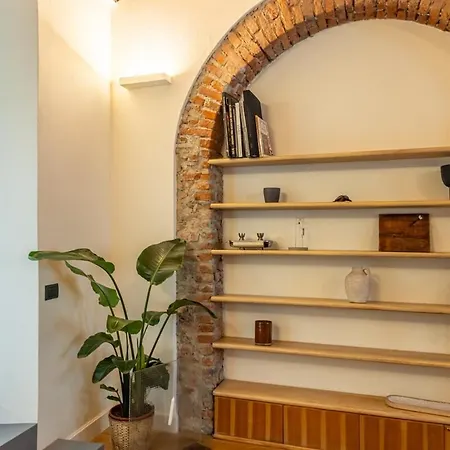 Navigli Typical With Private Courtyard شقة ميلان