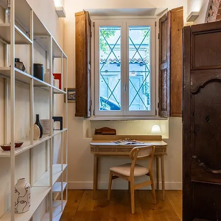 Daire Navigli Typical With Private Courtyard *