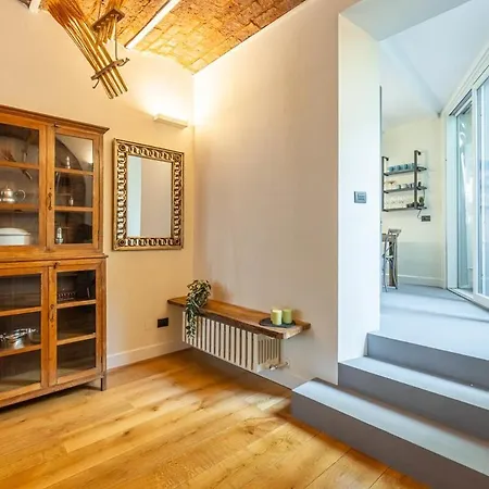 شقة Navigli Typical With Private Courtyard ميلان