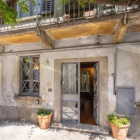 Navigli Typical With Private Courtyard شقة