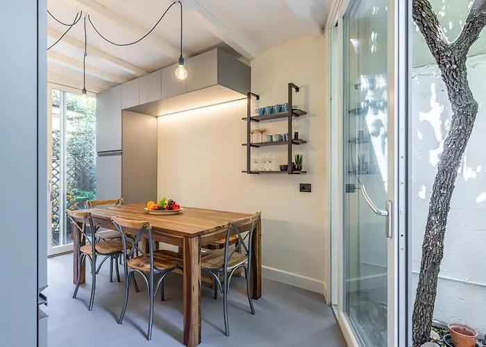 Navigli Typical With Private Courtyard Daire *