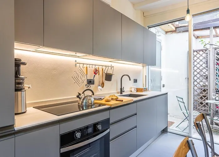 Daire Navigli Typical With Private Courtyard